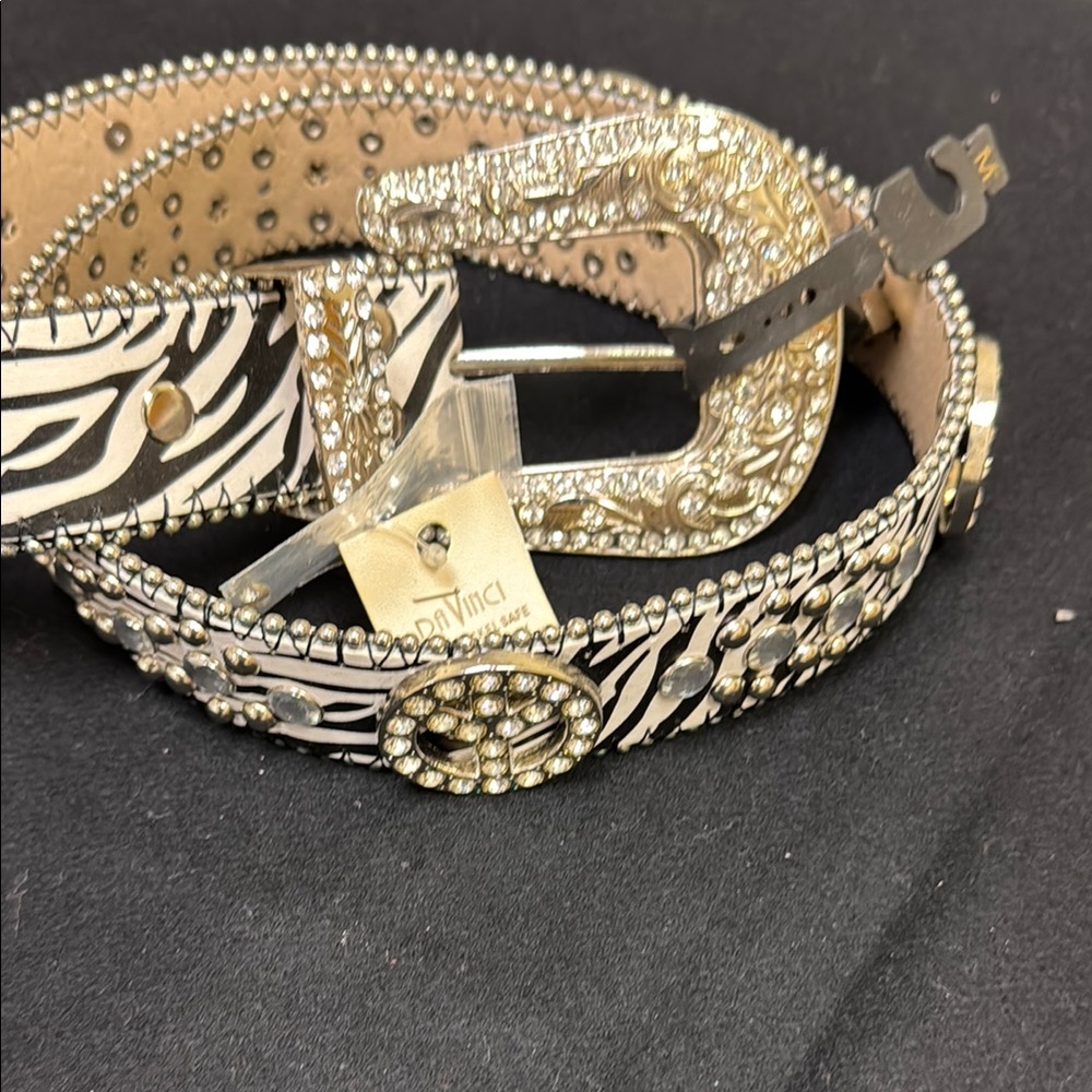 DaVinci Silver and Black Women's zebra print leather belt with rhinestones